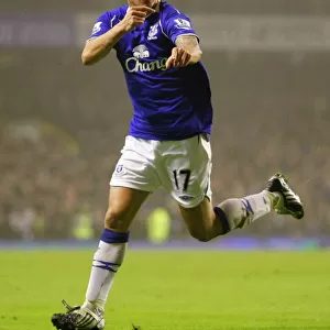 Tim Cahill's Historic Goal: Everton vs. Arsenal, 08/09 Premier League