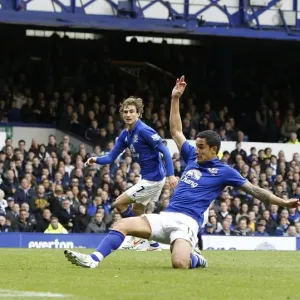 Tim Cahill's Stunner: Everton's Fourth Goal vs. Fulham (April 2012, Barclays Premier League) Tim Cahill's Stunner: Everton's Fourth Goal vs. Fulham (April 2012, Barclays Premier League)