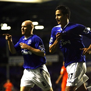 Tim Cahill's Thrilling Debut Goal: Everton vs. Luton Town (2006)