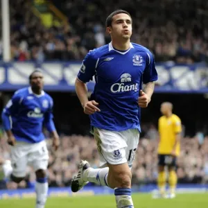 Tim Cahill's Thrilling Goal: Everton's Game-Changing Victory Over West Bromwich Albion (08-09) - A Momentous Moment in Football History Tim Cahill's Thrilling Goal: Everton's Game-Changing Victory Over West Bromwich Albion (08-09) - A Momentous Moment in Football History