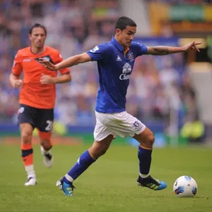 Tim Cahill's Thunderbolt: Everton's Epic Goal Against Queens Park Rangers (2011, Barclays Premier League) Tim Cahill's Thunderbolt: Everton's Epic Goal Against Queens Park Rangers (2011, Barclays Premier League)