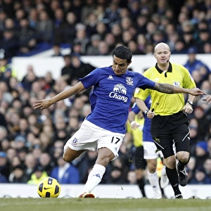 Tim Cahill's Thunderous Shot: Everton vs. West Bromwich Albion, Premier League (27 November 2010)