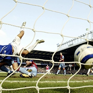 Tim Cahill's Unforgettable Strike: Everton's Moment of Triumph