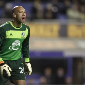 Tim Howard in Action: Everton Goalkeeper's Determination (Everton vs Birmingham City, 09 Mar 2011) Tim Howard in Action: Everton Goalkeeper's Determination (Everton vs Birmingham City, 09 Mar 2011)