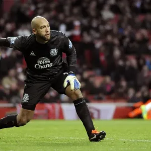 Tim Howard in Action: Everton vs. Arsenal - Premier League Rivalry at Emirates Stadium (10 December 2011) Tim Howard in Action: Everton vs. Arsenal - Premier League Rivalry at Emirates Stadium (10 December 2011)