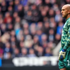 Tim Howard in Action: Everton vs. Newcastle United - Premier League Showdown at St. James Park (November 2011) Tim Howard in Action: Everton vs. Newcastle United - Premier League Showdown at St. James Park (November 2011)