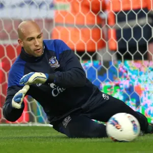 Tim Howard in Action: Everton vs Stoke City Premier League Showdown (01 May 2012) Tim Howard in Action: Everton vs Stoke City Premier League Showdown (01 May 2012)