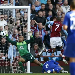 Tim Howard's Dramatic Save: Denying Ashley Young's Goal Attempt in the Barclays Premier League (Aston Villa vs. Everton, 29 August 2010) Tim Howard's Dramatic Save: Denying Ashley Young's Goal Attempt in the Barclays Premier League (Aston Villa vs. Everton, 29 August 2010)