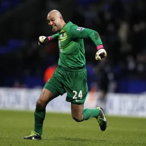 Tim Howard's Exultant Moment: Everton's FA Cup Victory at Reebok Stadium (2-1) Tim Howard's Exultant Moment: Everton's FA Cup Victory at Reebok Stadium (2-1)