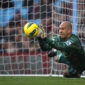 Tim Howard's Spectacular Save: Everton's Victory Against Aston Villa in Barclays Premier League (14 January 2012)