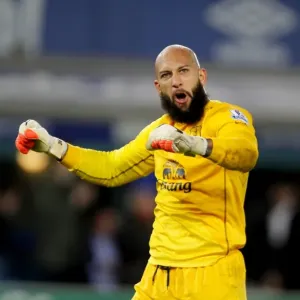 Tim Howard's Triumph: Everton's Victory Over West Ham United in the Barclays Premier League (Everton v West Ham United - Goodison Park)
