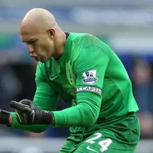 Tim Howard's Triumph: Everton's Epic Comeback Against Swansea City (3-2, Barclays Premier League, Goodison Park, 22-03-2014) Tim Howard's Triumph: Everton's Epic Comeback Against Swansea City (3-2, Barclays Premier League, Goodison Park, 22-03-2014)