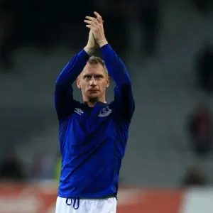 Tony Hibbert's Farewell: Everton's Europa League Exit at Lille OSC - A Heartfelt Goodbye Tony Hibbert's Farewell: Everton's Europa League Exit at Lille OSC - A Heartfelt Goodbye