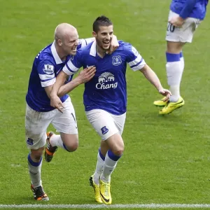 Triumphant Everton: Arteta's Own Goal - Mirallas & Naismith's Unforgettable Celebration (3-0) Triumphant Everton: Arteta's Own Goal - Mirallas & Naismith's Unforgettable Celebration (3-0)