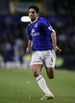 Everton v Aston Villa Collection: 11 / 11 / 06 Mikel Arteta - Everton