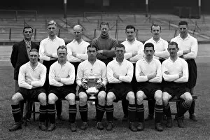 Team Group Gallery: 1933 FA Cup Winning Team