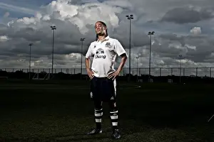 Agile Midfield Maestro: Steven Pienaar, Everton FC