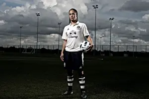 Steven Pienaar Prints: Agile Midfield Maestro: Steven Pienaar of Everton Football Club