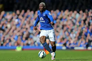 Framed Print : Arouna Kone's Thrilling Performance: Everton vs Southampton at Goodison Park - Barclays Premier League Framed Print : Arouna Kone's Thrilling Performance: Everton vs Southampton at Goodison Park - Barclays Premier League