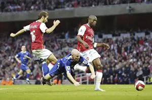 Andy Johnson Prints: Arsenal v Everton 28 / 10 / 06 Evertons Andrew Johnson goes down by a challenge from Arsenals Mathieu Flamini