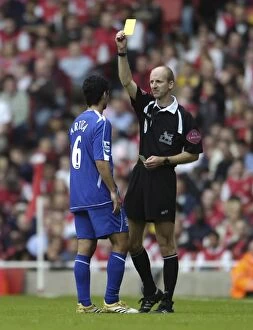 Arsenal v Everton Gallery: Arsenal v Everton 28 / 10 / 06 Evertons Mikel Arteta is booked by referee Mike Riley