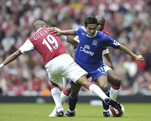 Arsenal v Everton Arsenals Gilberto Silva and Evertons Tim Cahill in action