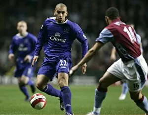 Images Dated 2nd April 2007: Aston Villa v Everton