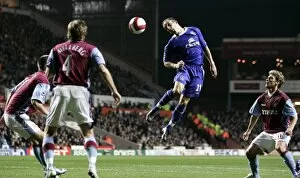 Images Dated 2nd April 2007: Aston Villa v Everton Leon Osman in action