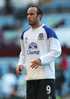 Framed Print : Barclays Premier League: Showdown at Villa Park - Landon Donovan and Everton (January 14, 2012) Framed Print : Barclays Premier League: Showdown at Villa Park - Landon Donovan and Everton (January 14, 2012)