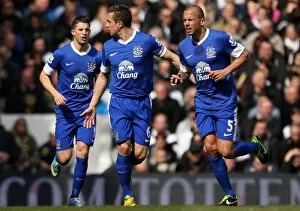 Images Dated 7th April 2013: Barclays Premier League - Tottenham Hotspur v Everton - White Hart Lane