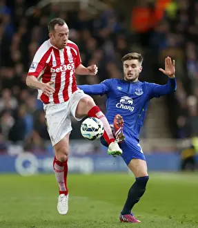 Battle for the Ball: Charlie Adam vs. Luke Garbutt - Everton vs. Stoke City, Premier League
