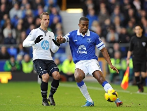 Battle for the Ball: Everton vs. Tottenham Hotspur - A Tie at Goodison Park (Roberto Soldado vs. Sylvain Distin)