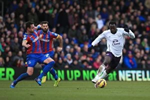 Images Dated 31st January 2015: Battle for the Ball: Lukaku vs. Delaney - Premier League Showdown between Crystal Palace and Everton