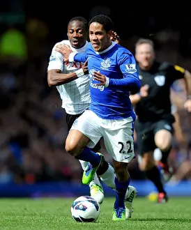 Battle for the Ball: Pienaar vs Enoh at Goodison Park (Everton 1-0)