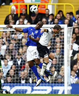 Battle for the Ball: Van der Vaart vs. Distin - Tottenham Hotspur vs. Everton (2010)