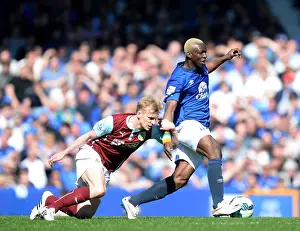 Framed Print : Battle at Goodison Park: Arouna Kone vs Ben Mee - Intense Rivalry on the Football Field