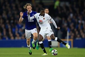 Images Dated 12th May 2017: Battle for Supremacy: Tom Davies vs Abdoulaye Doucoure at Goodison Park (Everton vs Watford)