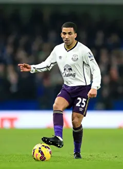 Football Full Length Fulllength Prints: Charging Ahead: Aaron Lennon's Thrilling Sprint at Stamford Bridge - Everton vs