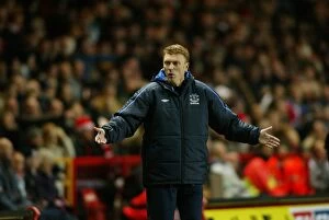 Images Dated 27th May 2005: Charlton 2 Everton 0 28 12 04, DAVID MOYES IS ANNOYED