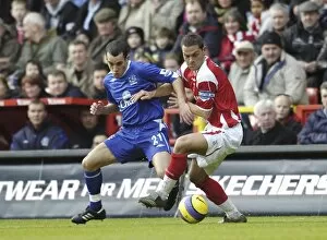 Images Dated 25th November 2006: Charltons Luke Young and Leon Osman
