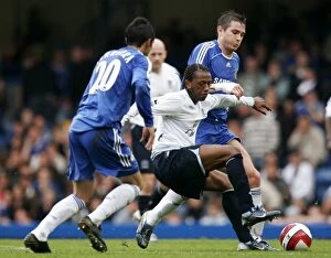 Chelsea v Everton Gallery: Chelsea v Everton - Manuel Fernandes in action against Frank Lampard
