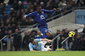 20 December 2010 Manchester City v Everton Collection: Clash at the City of Manchester Stadium: Anichebe vs Milner, Premier League Showdown
