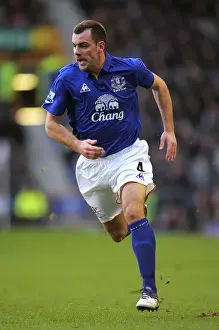 Barclays Premier League Prints: Darron Gibson in Action for Everton vs Blackburn Rovers at Goodison Park - Barclays Premier League
