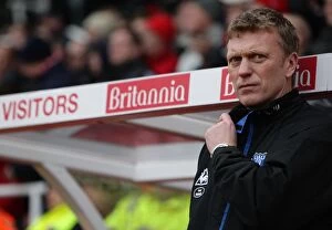 Images Dated 4th January 2011: David Moyes: Everton Manager Before Kick-off vs Stoke City (BPL, 01 January 2011)