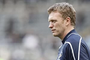 Images Dated 22nd February 2009: David Moyes Tactics: Everton's Victory over Newcastle United (2009) - Barclays Premier League