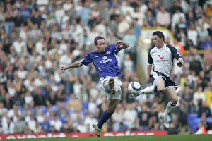 David Weir vs. Robbie Keane: A Football Showdown - The Battle for Control