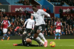 Framed Print : Denied! Lukaku vs. Guzan: Everton's Heartbreaking Encounter with Aston Villa's Wall-like Goalkeeper Framed Print : Denied! Lukaku vs. Guzan: Everton's Heartbreaking Encounter with Aston Villa's Wall-like Goalkeeper