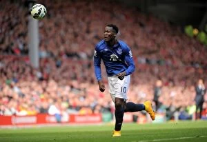 Images Dated 27th September 2014: Determined Battle: Romelu Lukaku at Anfield - Everton vs. Liverpool