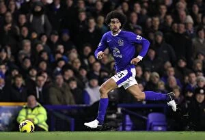 Everton 1 v Arsenal 1 : Goodison Park : 28-11-2012 Collection: Determined Marouane Fellaini: Everton's Unyielding Performance Against Arsenal in the 1-1 Barclays