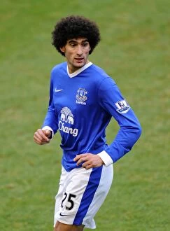 Images Dated 12th January 2013: Determined Marouane Fellaini Shines in 0-0 Stalemate: Everton vs Swansea City (January 12)